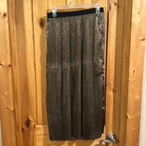 EP YAYING Gold Foil Pleated Skirt